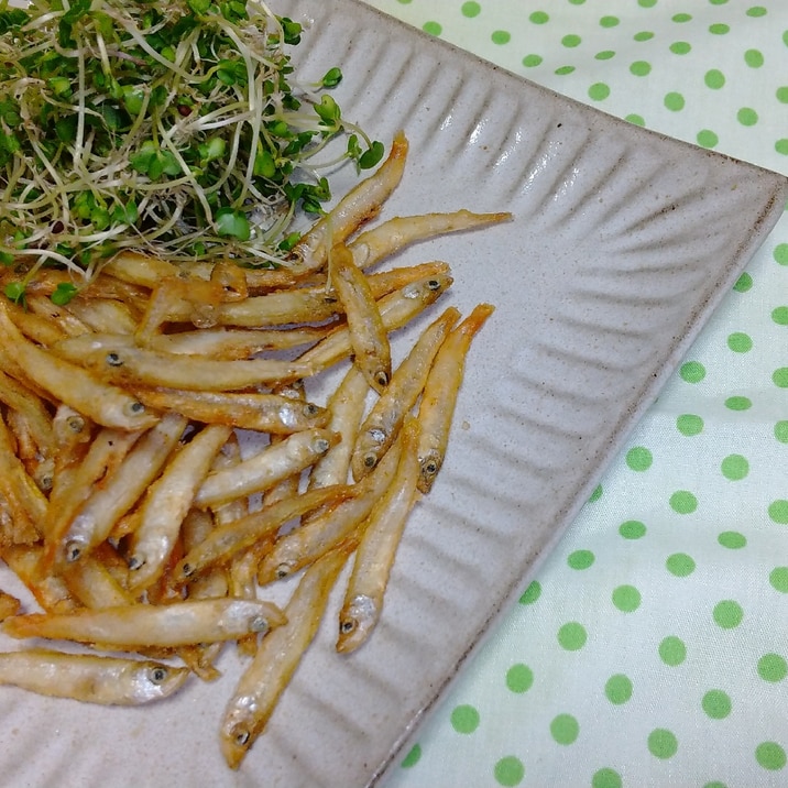 フライパンで揚げ焼き☆ワカサギの唐揚げ